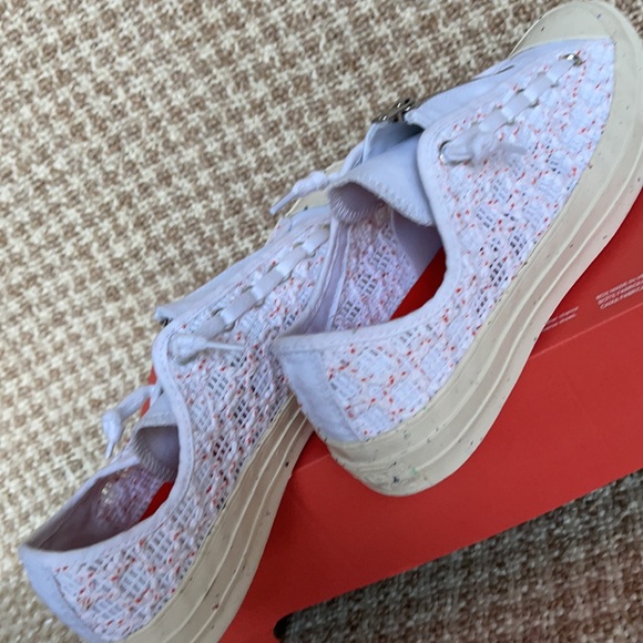 Converse Chuck 70 OX White/Bright Poppy/Egret WMNS - Picture 15 of 16